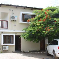 Catembe Beach Lodge in Maputo, Mozambique from 26$, photos, reviews - zenhotels.com parking