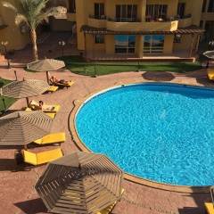 Pool View Apart At British Resort 221 - Bild 7