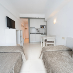 Apartamentos Embat thumbnail 3