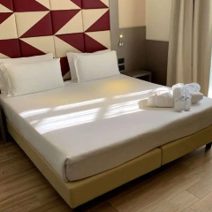 Jr Hotels Bocconi Milano - Bild 3