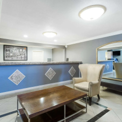 Super 8 by Wyndham Las Vegas North Strip/Fremont St. Area