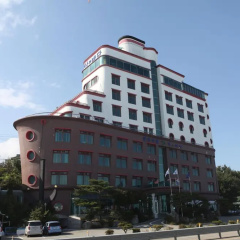 Benikea Mountain and Sea Daepo Port