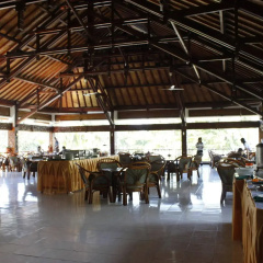 Surya Pesona Beach Hotel thumbnail 20