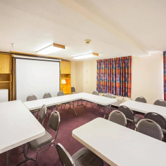 OYO Hotel Markle IN I-69 thumbnail 14