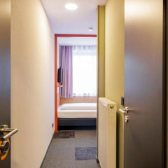 McDreams Hotel Wuppertal City - Bild 13