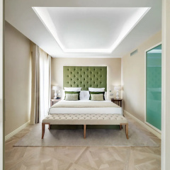 Lamaro Hotel thumbnail 4