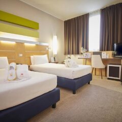 iH Hotels Milano Gioia in Milan, Italy from 155$, photos, reviews - zenhotels.com guestroom