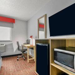 Super 8 by Wyndham Eveleth thumbnail 39