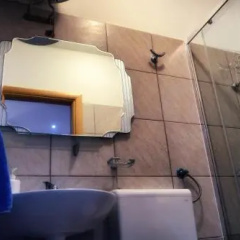 Guest House ZoNa thumbnail 8