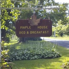 Maple House Bed & Breakfast thumbnail 19