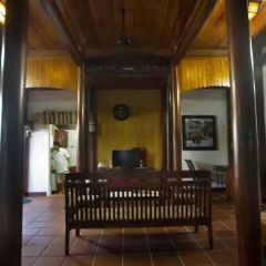 Wooden House Holiday Rental thumbnail 9