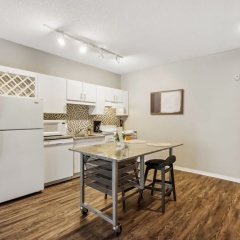 CozySuites at Mill District
