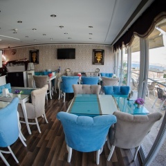 Crowned Plus Hotel - Bild 2