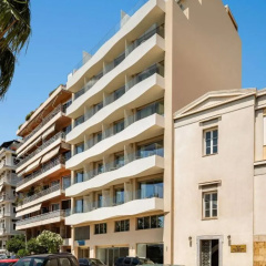 Wyndham Residences Piraeus Marina Zeas - Bild 1