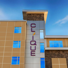 Hotel Clique Calgary Airport