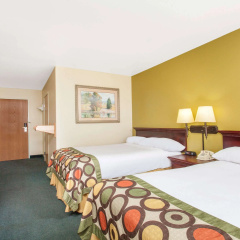 Super 8 by Wyndham McCall thumbnail 5