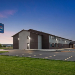 Baymont by Wyndham Oshkosh Airport thumbnail 26
