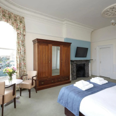 Royal Esplanade Hotel thumbnail 4