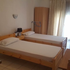 Mantos Rooms thumbnail 5