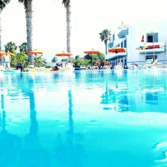 Athina Apartments thumbnail 3