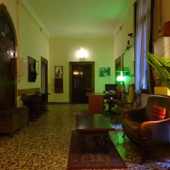 Youth Venice Palace thumbnail 3