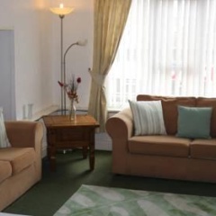 Marlborough Court Holiday Apartments thumbnail 3
