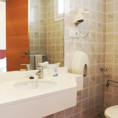 Hotel Amic Colón - Bild 11