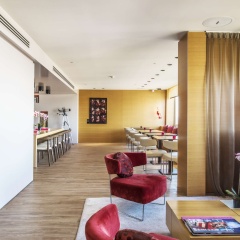 The Hotel - Bild 14