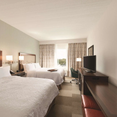 Hampton Inn & Suites Deland thumbnail 2
