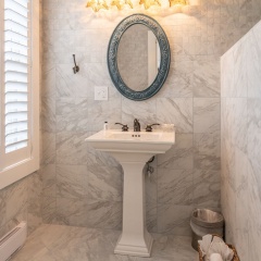 Marginal Way House Hotel thumbnail 9