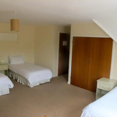 The Prince Of Wales Hotel thumbnail 1