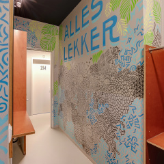 ClinkNOORD - Hostel - Bild 17