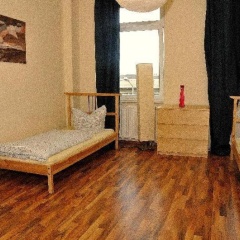 3-Raum-Fewo-Dresden-Zentrum-Balkon-Blick-auf-Altstadt-L10 - Bild 2