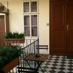 Little Town budget hotel - Bild 17