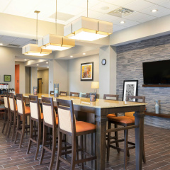 Hampton Inn Kalamazoo thumbnail 22