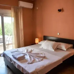 Sunrise Apartments thumbnail 4