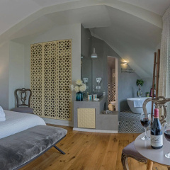 Margosa Hotel thumbnail 4