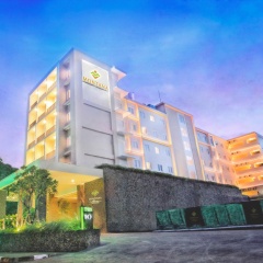 Montana Premier Senggigi - Bild 1