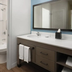 2 Bedrooms Single Apartment