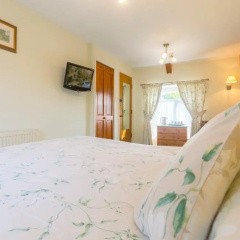 The Old Coach House thumbnail 3