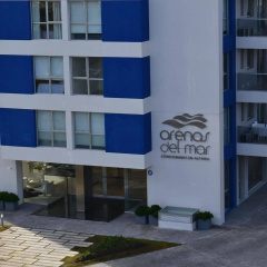 Arenas del Mar Apartments