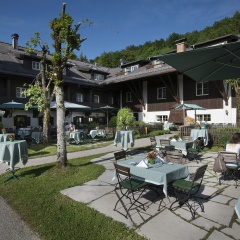 Romantik Hotel die Gersberg Alm mit Panorama über Salzburg und Outdoorpool ab Mai - Bild 21