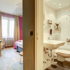Boutique 003 Koln am DOM - Bild 9