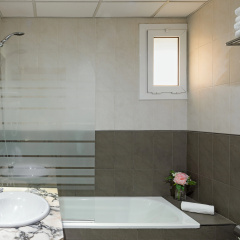 Hotel Catalunya - Bild 9