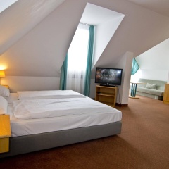 Hotel Alpha - Bild 2
