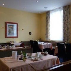 Central - Bild 16