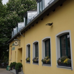 Kneitinger's Hubertushöhe - Bild 1