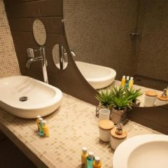 Concept LODGE in Assinie-Mafia, Cote d'Ivoire from 241$, photos, reviews - zenhotels.com bathroom photo 3