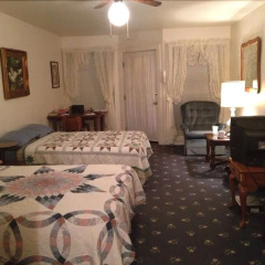 Lone Star Bed and Bath thumbnail 3