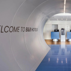 B&B Madrid Aeropuerto T1 T2 T3 - Bild 15
